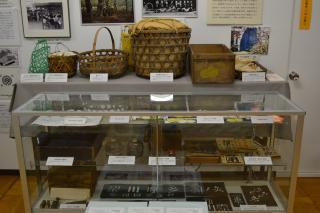 写真：梨づくりの民具の展示