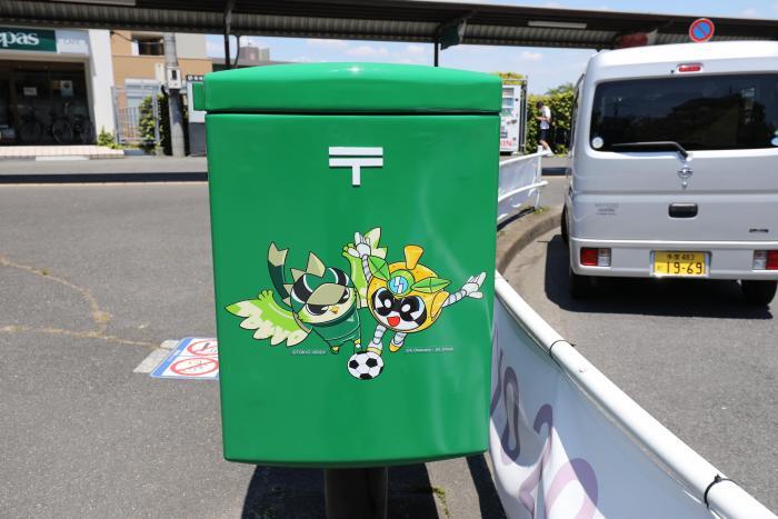 写真：ポスト側面2