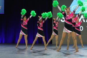 写真：演技中の高木さん