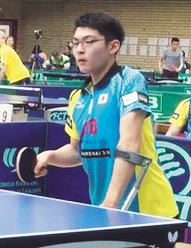 写真：試合中の七野さん