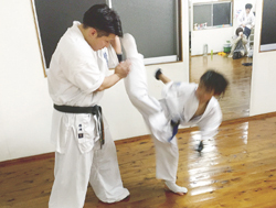 写真：練習の様子