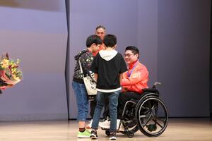 写真：若葉台小児童からのプレゼント