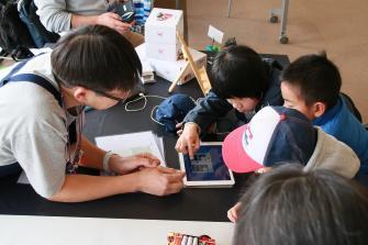 写真：体験の様子2