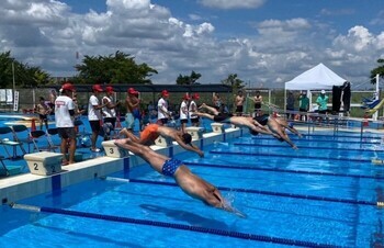 過去の水泳大会の様子2