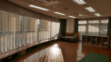 城山公民館　保育室　前方から後方