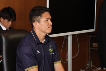 岸野選手　認定式の様子