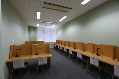 学習・閲覧スペース2