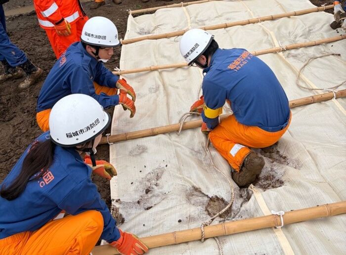 Photo: Sheet Laying Method