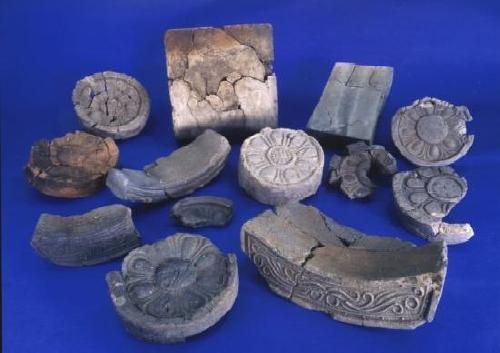 Photo: Tiles and bricks excavated from the Kawarayato kiln site