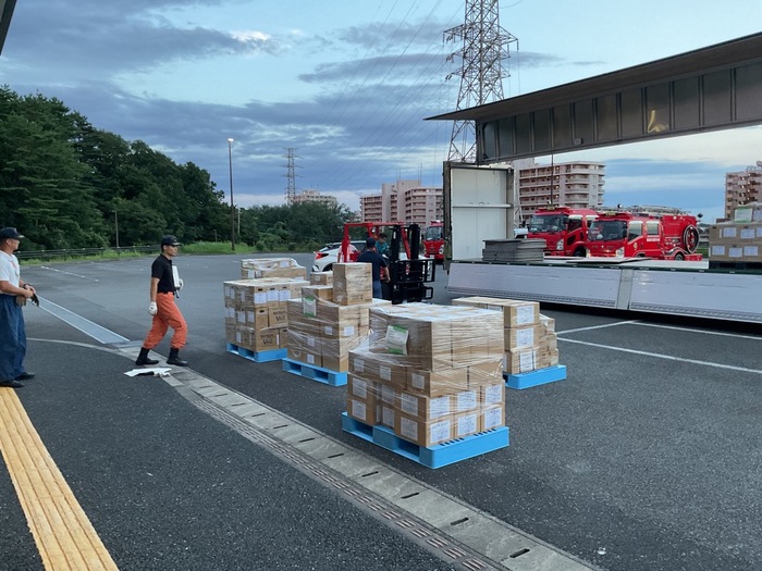 Photo of loaded relief supplies 2