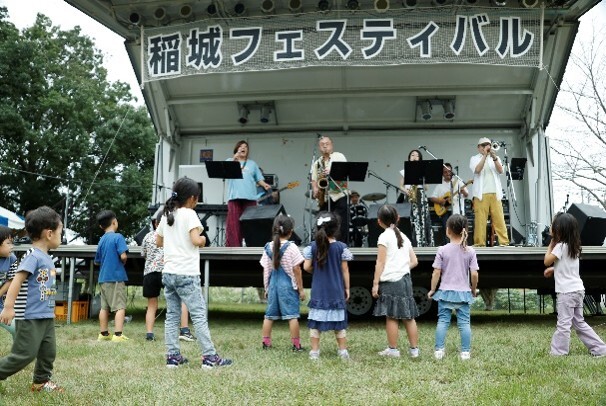 제42회 개최 시 무대 사진