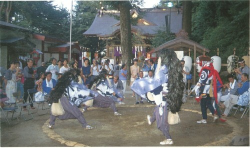 Foto: Dança do Leão do Templo Anazawa (Patrimônio Cultural Designado pela Cidade)