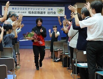 Cena da festa de despedida dos surdos 2