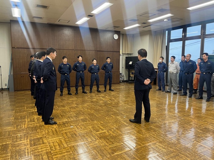 Instruções do prefeito para o segundo envio da equipe de assistência emergencial dos bombeiros