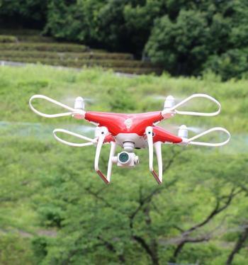 災害用無人機（phantom-4-pro）