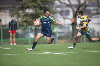 岸野選手比賽中1